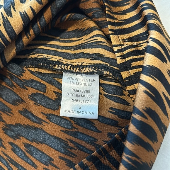 NWOT Le Lis Cheetah Print Mini Slip Dress with Side Zip Size S - Picture 9 of 9